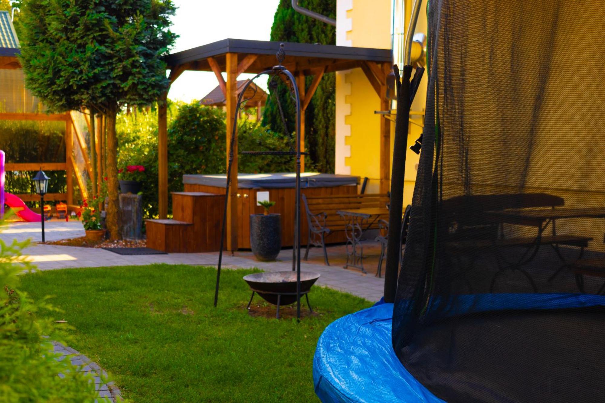 Mkj Mireno Hotell Stegna  Exteriör bild